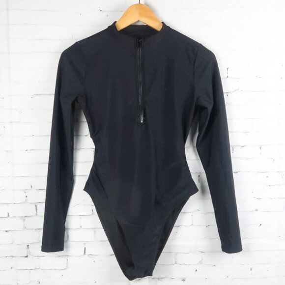 FOREVER 21 BLACK LONG SLEEVE ZIP UP BODYSUIT WITH BACK CUT OUT SIZE MEDIUM NWOT - Picture 1 of 7